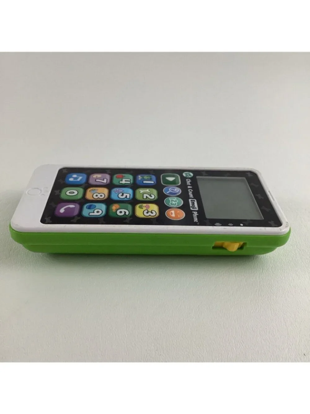 Chat & Count Emoji Phone Learning Toy Handheld Electronic Cell Telephone 2018